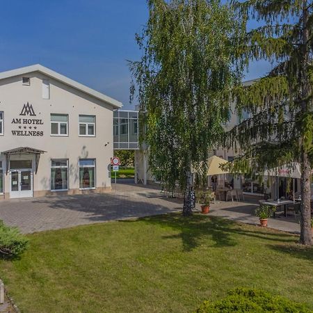 Am Hotel Wellness **** Rimavska Sobota Exterior photo